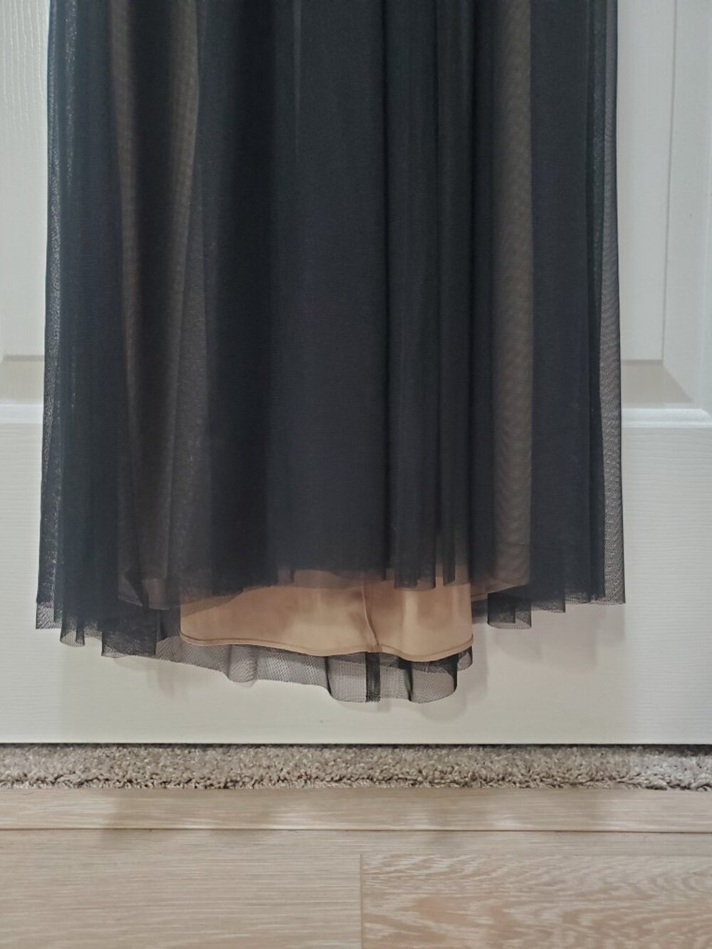 BCBGMaxAzria Black Tulle Cut Out Gown | 4 - Picture 7 of 7